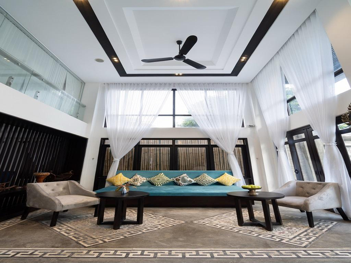 Public Area 4, F L G Hotel , Phnom Penh