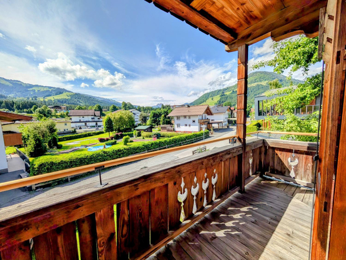 Others 4, Haus DiRol, Kitzbühel