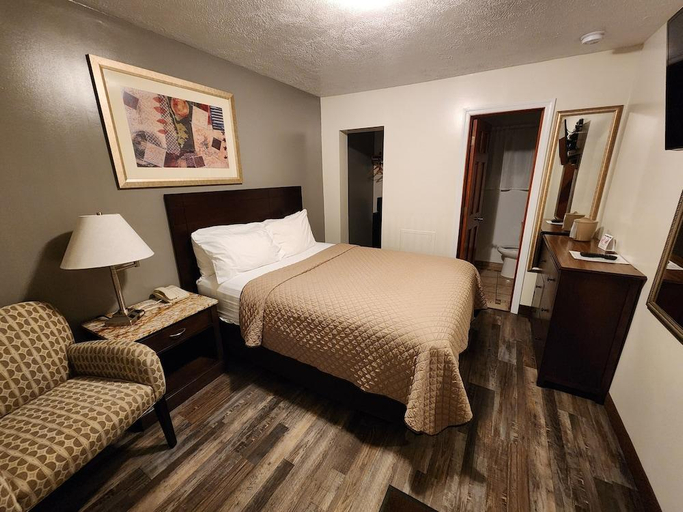 Bedroom 4, Jefferson Hills Motel, Allegheny
