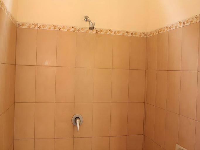 Bathroom 4, Dewi Ayu Accommodation, Gianyar
