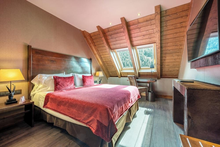 Bedroom 3, Val De Neu, Lleida