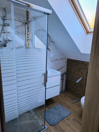 Bathroom 3, Mazury Pokoje Cegielka, Mrągowo