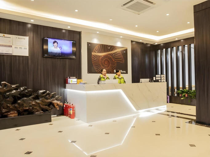 Others 2, Shell Hotel Fuyang Development Zone Xin'an Avenue, Fuyang