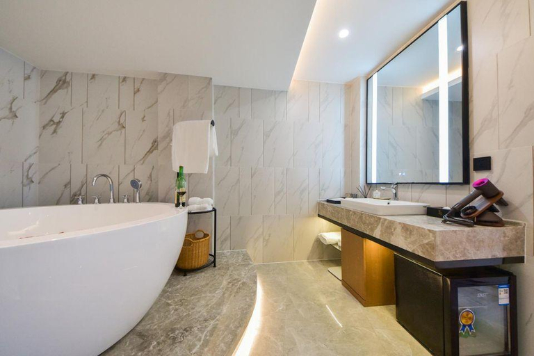 Bathroom 3, Dali Shushanju Seaview Holiday Villa, Dali Bai
