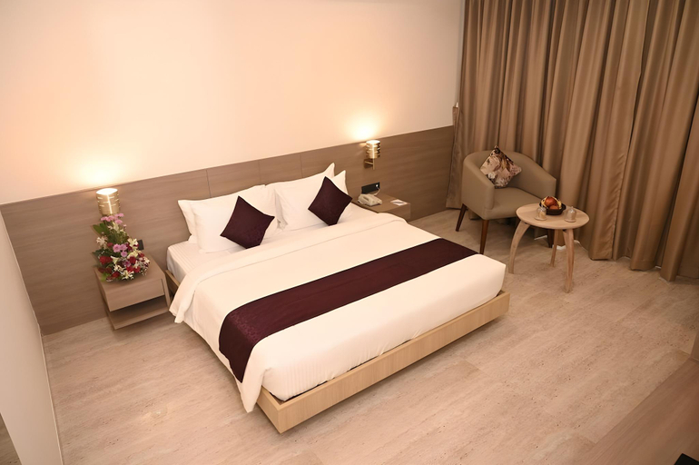 Bedroom 2, Sachika Hotels Guwahati - Pure Vegetarian, Kamrup
