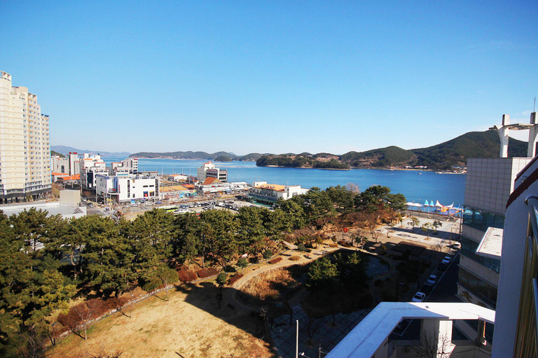 Others 1, Tongyeong Man to Man, Tongyeong