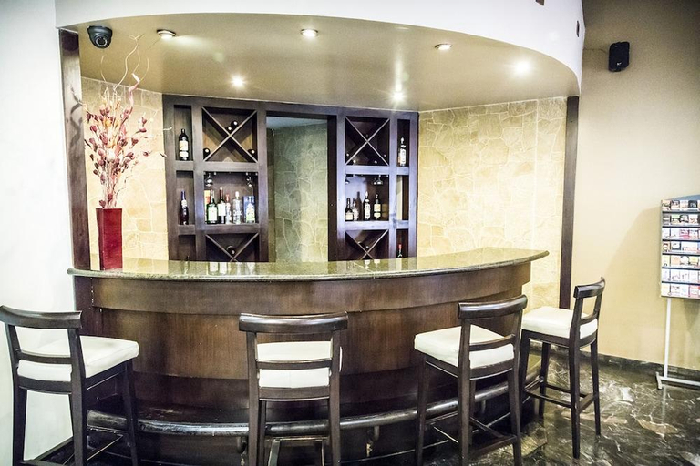 Food & Drinks 5, Hotel Mendoza, Capital