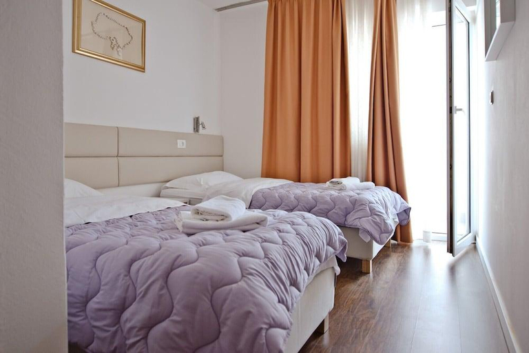 Bedroom 4, Hotel Pansion No1, Herzegovina-Neretva