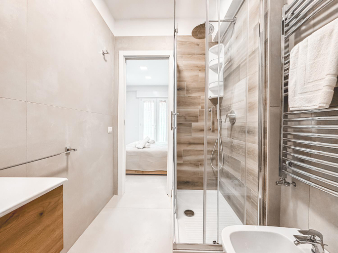 Shower 5, Casa Vacanze Santa Maria, Salerno