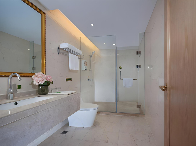Bathroom 3, Vienna Hotel Shijiazhuang Zhengding Ancient Town, Shijiazhuang