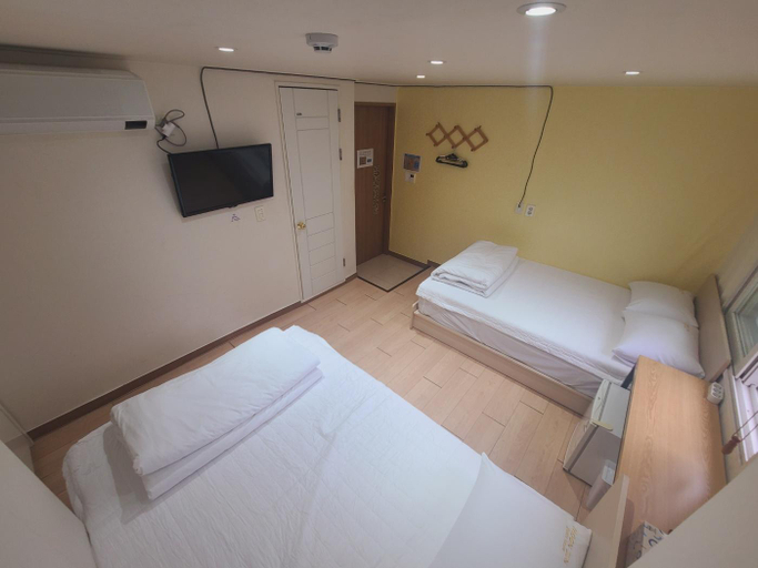 Bedroom 5, Moon Sun Guesthouse Myeongdong, Jung