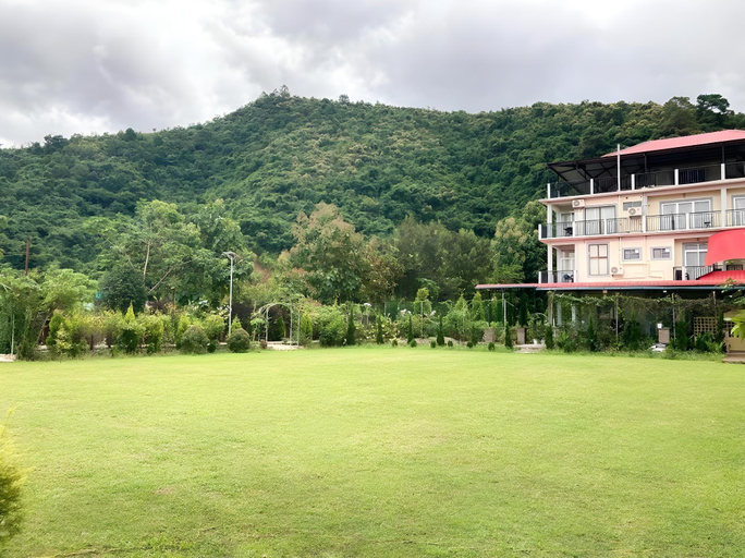 Others 5, Shalom Farm House, Imphal West