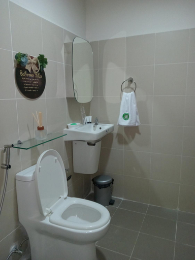 Bathroom 5, Condo next door, Pasay City