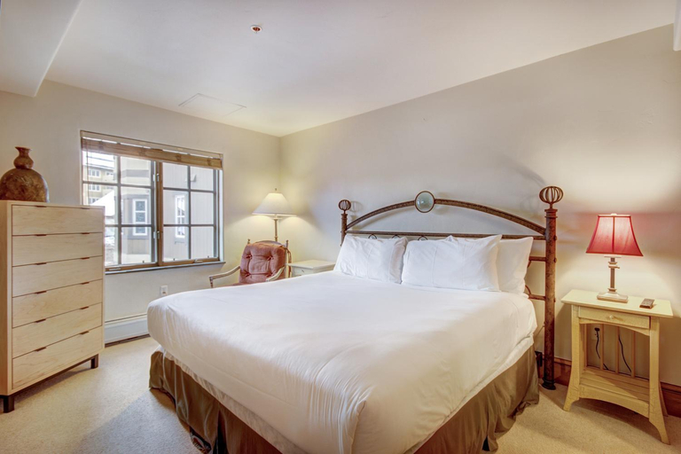 Bedroom 3, Beaver Creek Village, Eagle