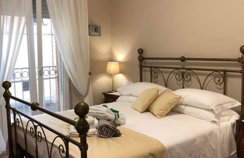 Bedroom 3, B&B Baronia Luxury Rooms, Avellino