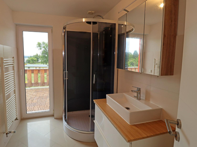 Bathroom 3, Ferienhaus Seeluft in Klein Labenz, Nordwestmecklenburg