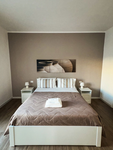 Bedroom 4, B&B CAMPUS SUITES BARI, Bari