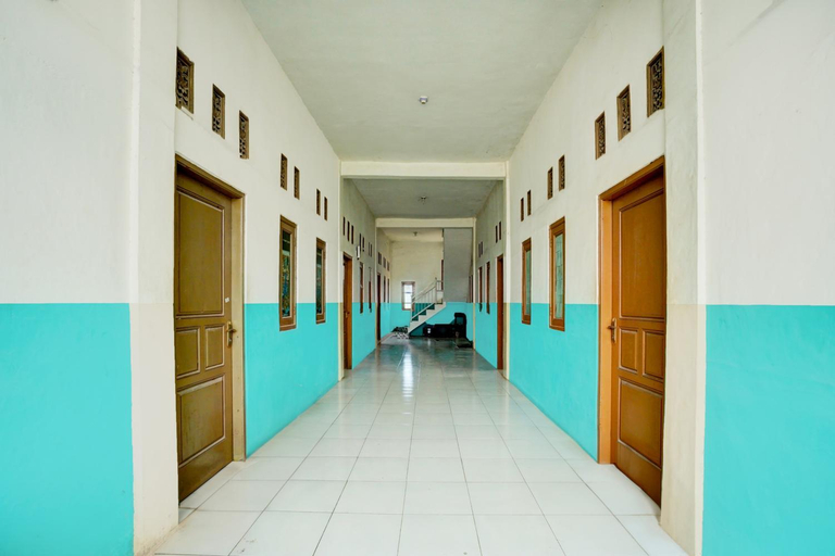 Public Area 2, OYO Life 93075 Nova Jaya 2 Homestay Syariah, Lamongan