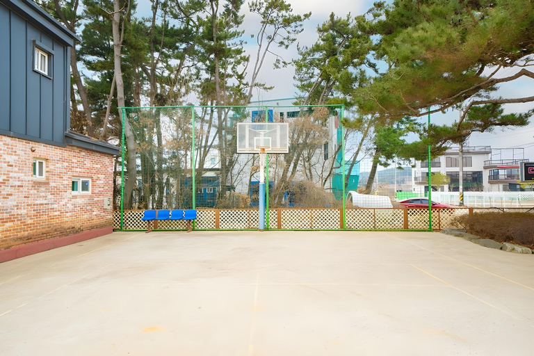 Exterior & Views 1, Daebudo Danuri Pension, Hwaseong