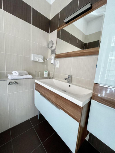Bathroom 4, Hotel Italia Altstadthaus, Görlitz