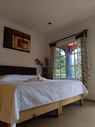 Bedroom 3, Los Robles, Tepoztlán