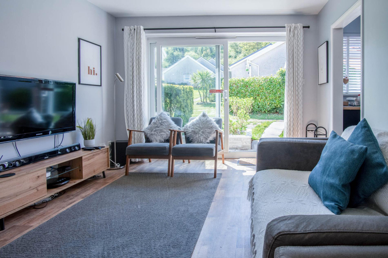 4, Bayview 87 - 2 Bedroom Chalet - Bayview Oxwich, Swansea