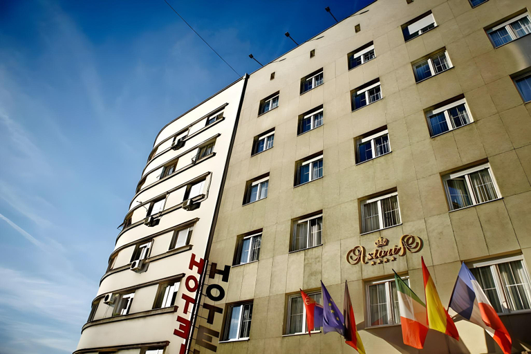 Exterior & Views 2, Queen's Astoria Design Hotel, Belgrade