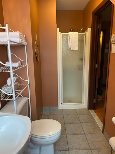 Bathroom 5, La Maison Denis St-Ubalde, Portneuf