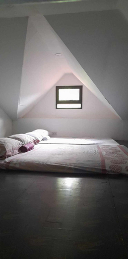 4, Aliyah Transient House, Atimonan