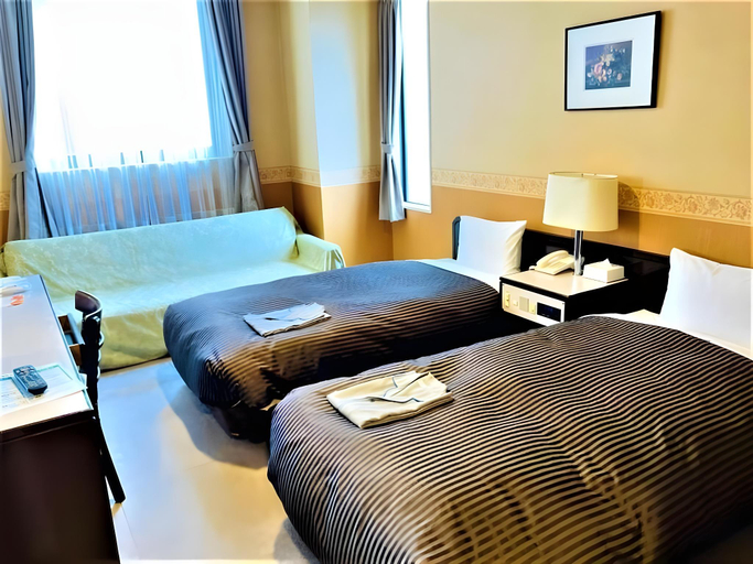 Bedroom 2, The Hamilton Sapporo Hotel, Sapporo