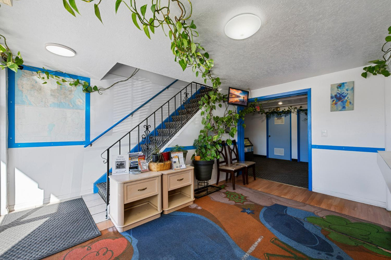 Public Area 2, Budget Motel, Millard