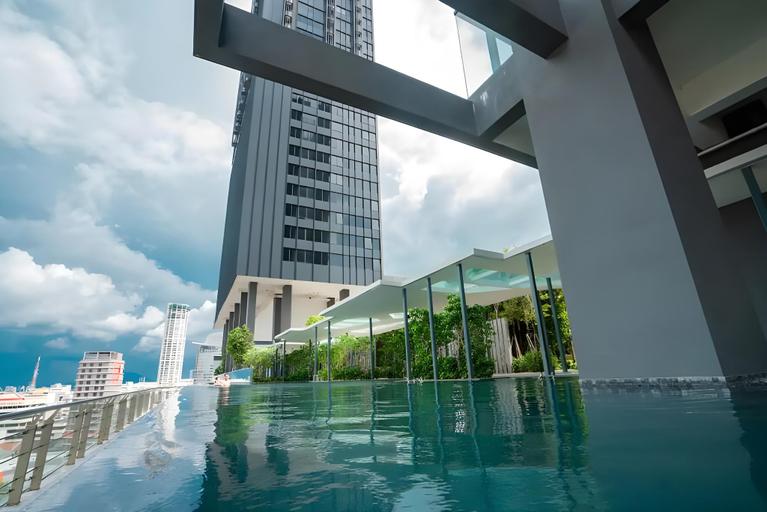 Sport & Beauty 2, Tropicana 218 Macalister City View by stayCATion, Penang Island