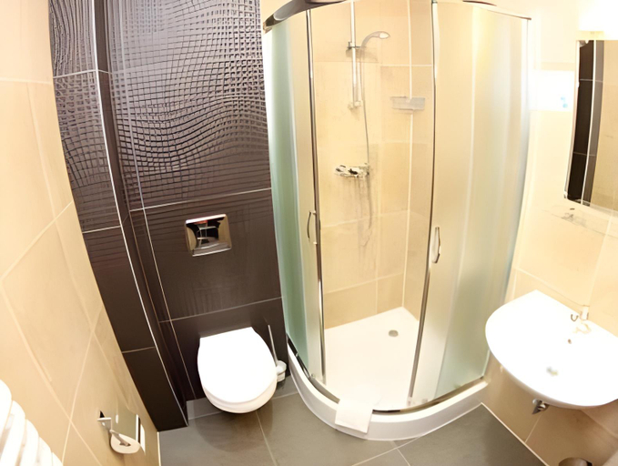 Bathroom 4, Hotel Picaro Stok, Świebodzin