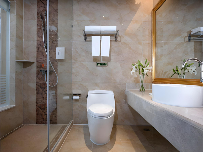 Bathroom 3, Vienna Hotel Guizhou Xingyi Wanfenglin High-Speed Railway Airport, Qianxinan Buyei and Miao