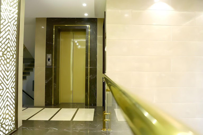 Others 4, Hotel Grand Girdhar, Indore