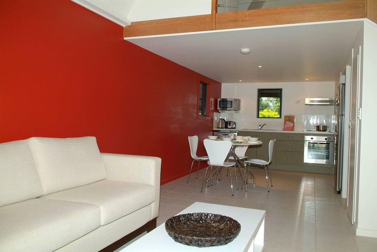 Others 5, Canopy Chalet 4, Magnetic Island