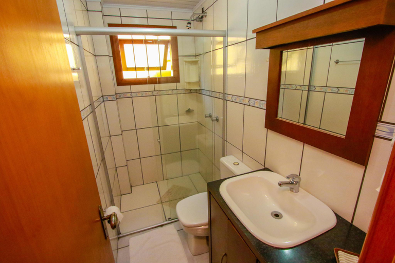 Bathroom 4, Pousada Caminho dos Platanos, Gramado