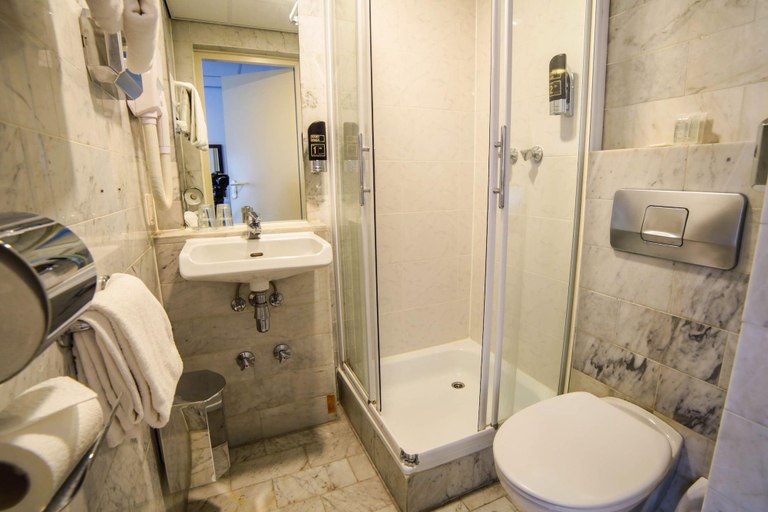 Bathroom 4, City Garden Amsterdam, Amsterdam