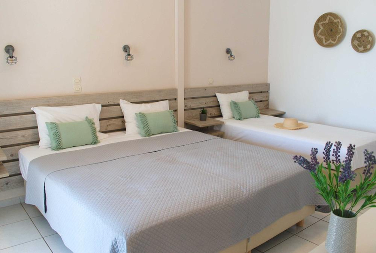 Bedroom 2, Petros Studios & Suites, South Aegean