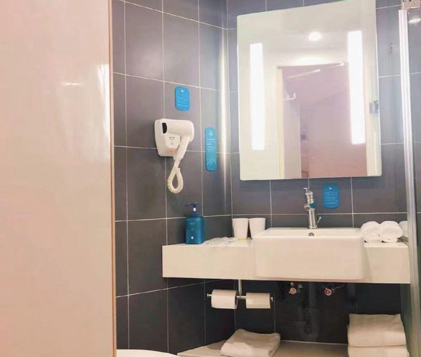 Bathroom 3, Hanting Hotel Heze Shanxian Bus Terminal, Heze