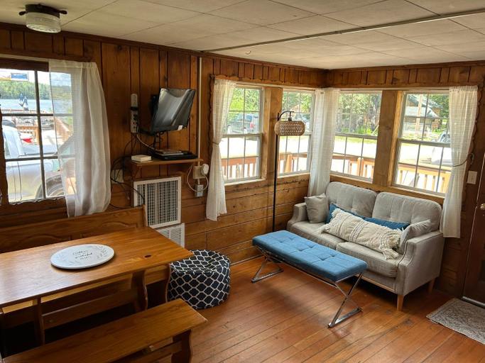 Others 5, Sure Game Wilderness Resort, Itasca
