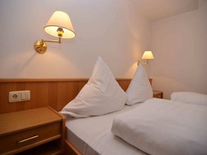 Bedroom 2, Wohnung in Rotthalmunster mit Garten, Passau