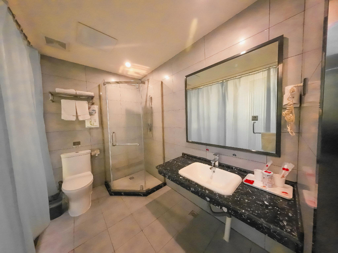 Bathroom 3, Thank Hotel Zhoukou Shangshui Yangcheng Park Ergao North Gate, Zhoukou
