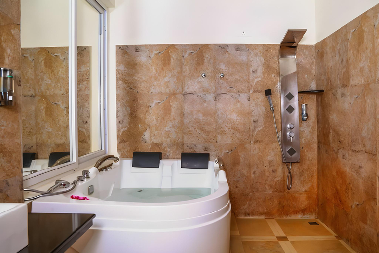 Bathroom 3, Yantra Resort, Ooty, The Nilgiris