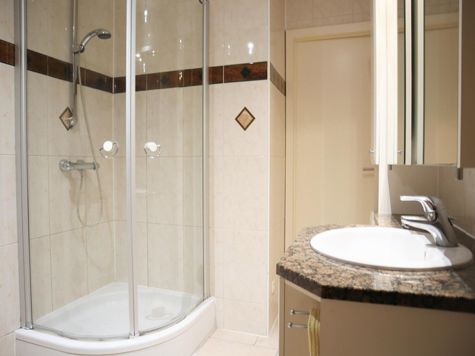 Bathroom 3, Peaceful Coastal Stay, West-Vlaanderen