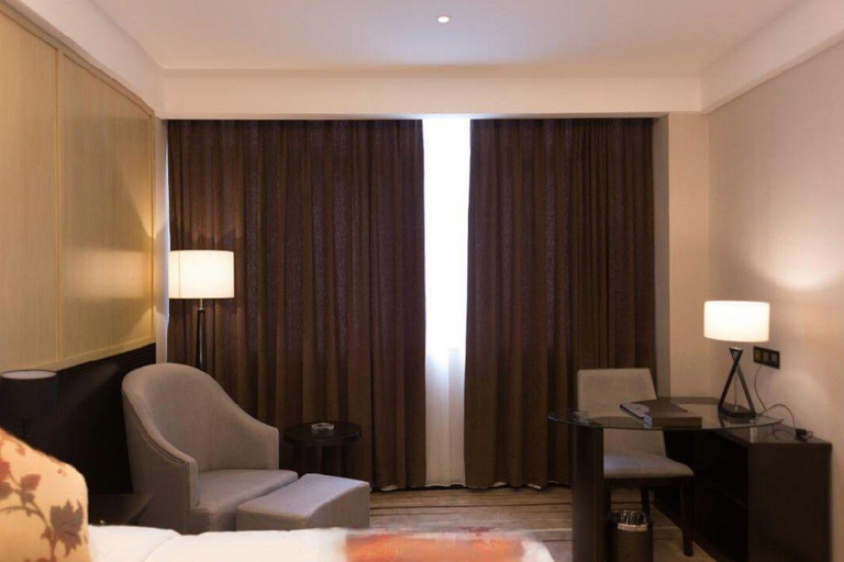 Bedroom 2, New World Hotel, Luzhou