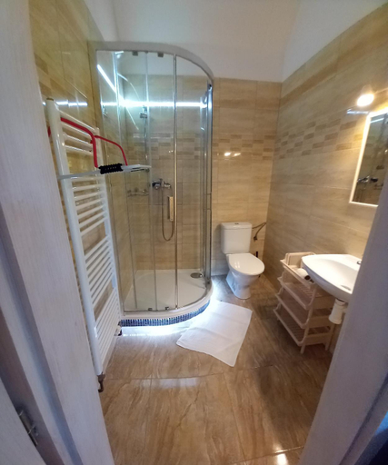 Bathroom 4, ubytovani Sediva, Trutnov