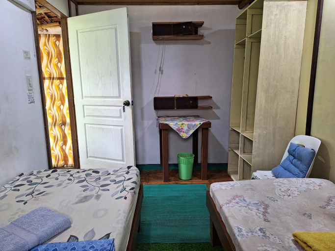 Bedroom 3, Genevieve Guest House, Maria