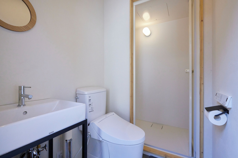 Bathroom 4, ReSchool Nasu Glamp, Nasu