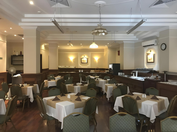 Food & Drinks 5, Windsor Hotel